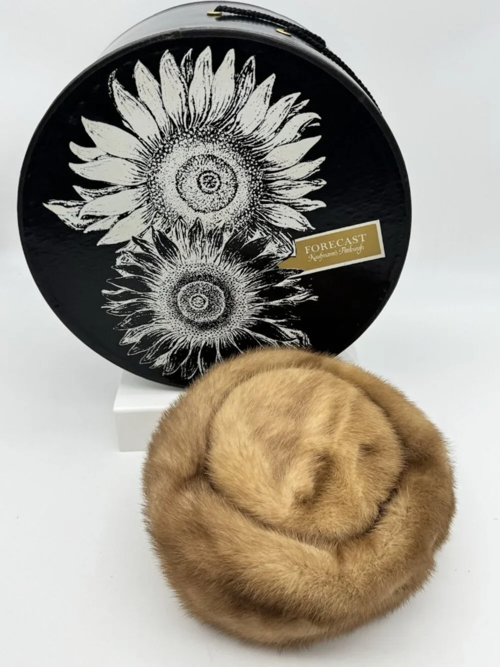 Vintage Mink Fur Hat with Original Box, FORECAST Kaufmann's Pittsburgh EUC